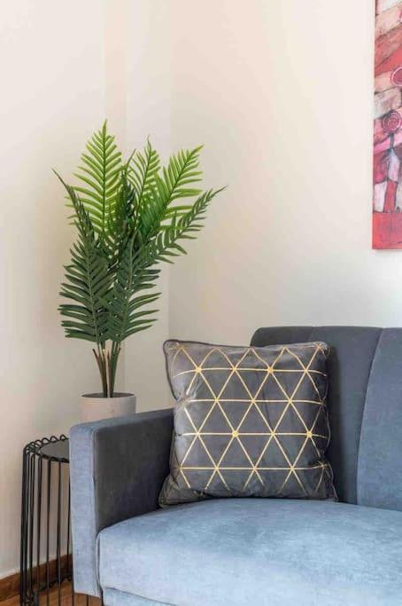 2Bdr Boutique Full Apt In Plaka アテネ エクステリア 写真